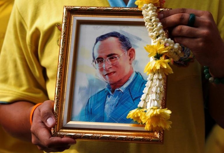Đức vua Bhumibol Adulyadej (Rama IX) là một vị vua được mọi tầng lớp nhân dân thái yêu kính